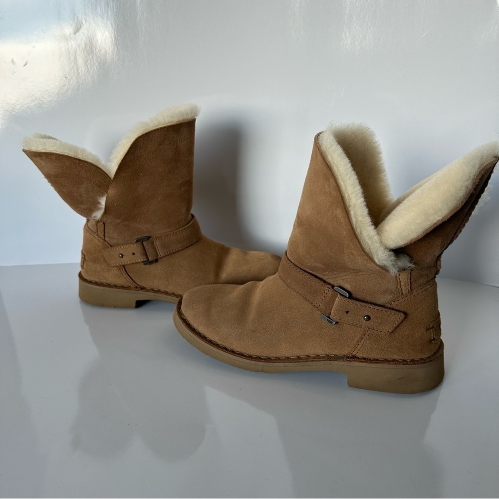 Ugg ankle woman’s boots - Picture 2 of 9